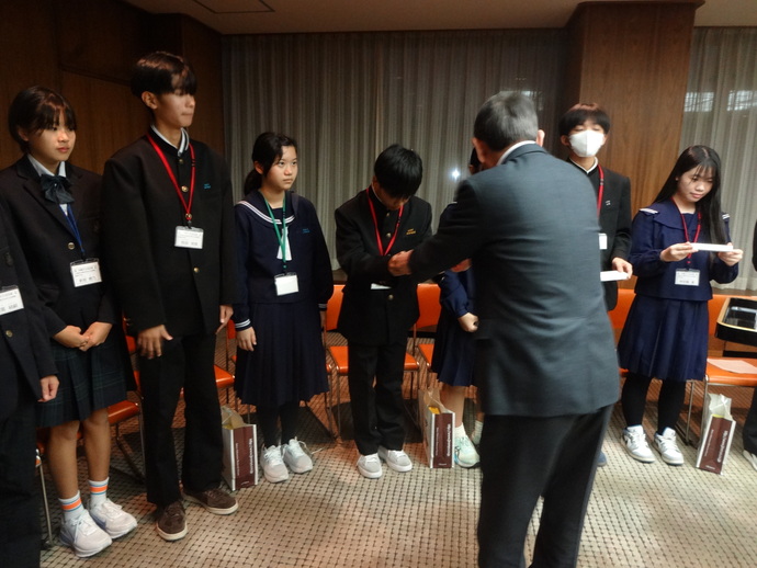 写真：表敬訪問3