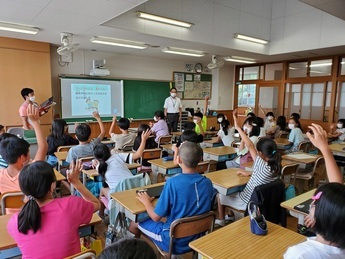 写真：講演会の様子1