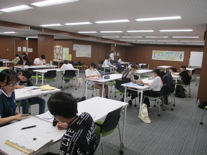 写真：学習の様子