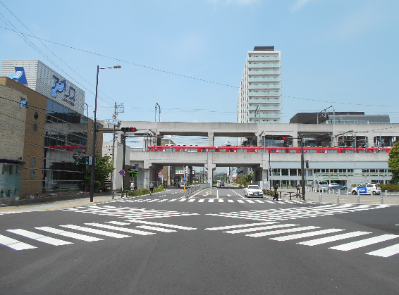写真:スクランブル交差点