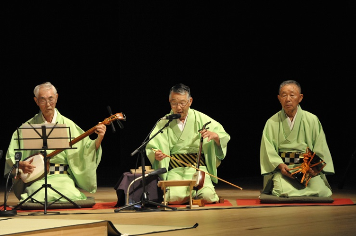 写真：地方の演奏