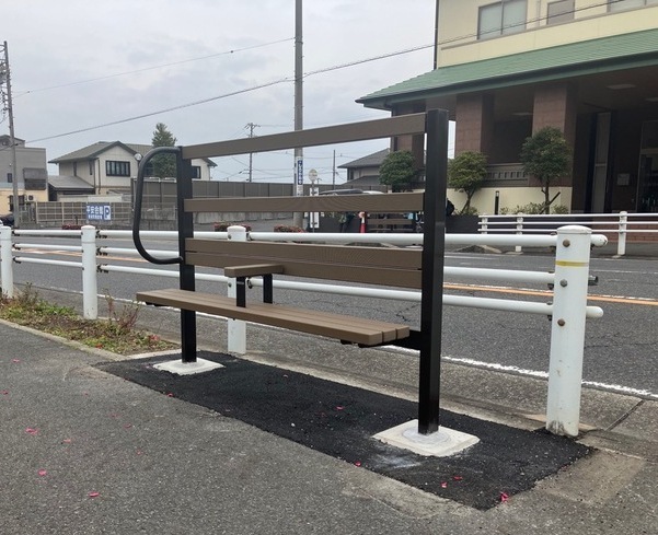 バス待合用ベンチ